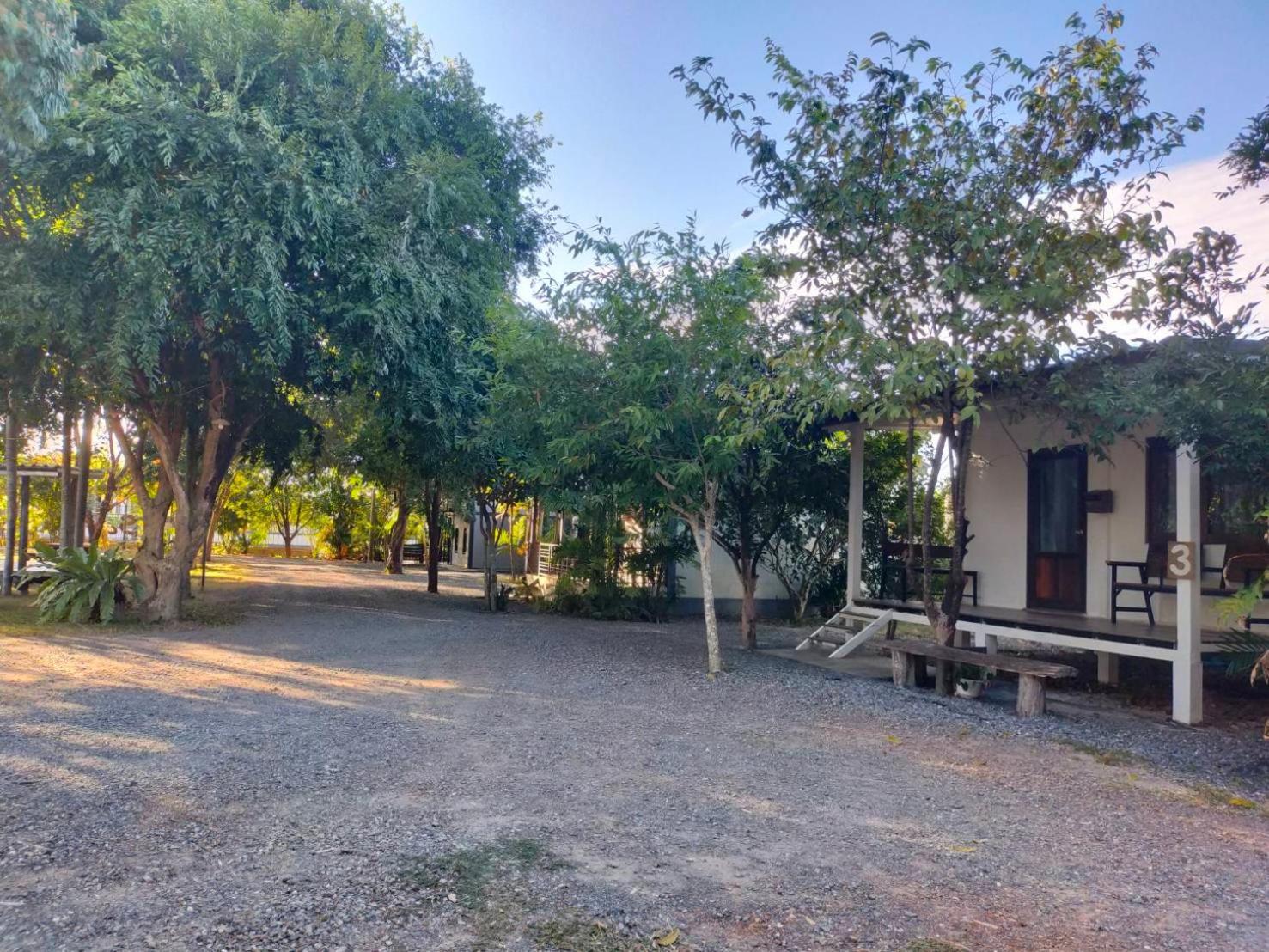 Sangkaset Resort Ban Mong Muang Экстерьер фото